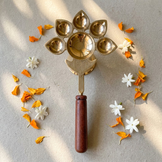 Panch Aarti Diya with Wooden Handle Panchmukhi/Pancha - 2.5 inch